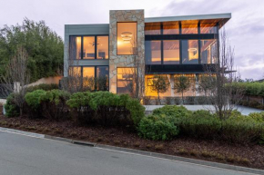 Lachlan Retreat,Trevallyn, Launceston